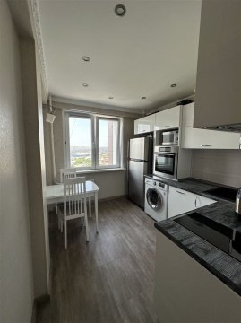 3-к квартира, 13/17 эт., 73м²