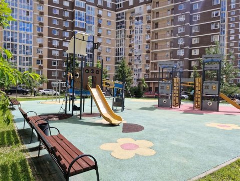 2-к квартира, 4/15 эт., 54м²