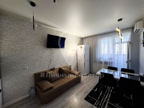 2-к квартира, 3/16 эт., 48м²