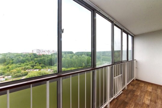 2-к квартира, 10/17 эт., 52м²