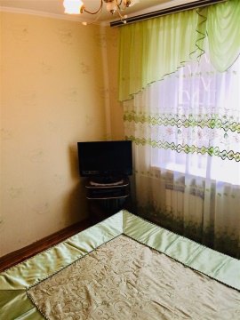 3-к квартира, 1/2 эт., 54м²