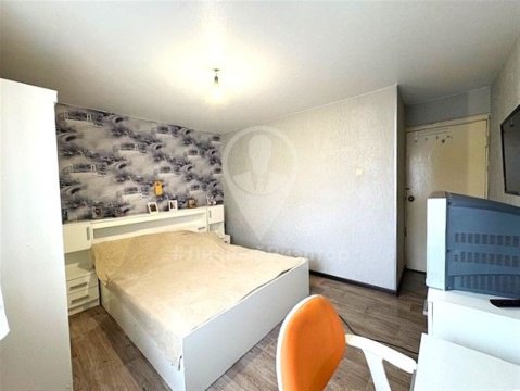 4-к квартира, 4/10 эт., 96м²