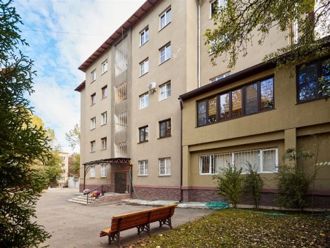 3-к квартира, 2/5 эт., 164м²