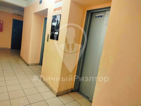 2-к квартира, 4/13 эт., 71м²