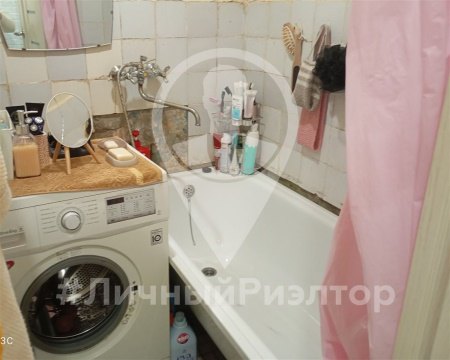 3-к квартира, 1/5 эт., 46м²