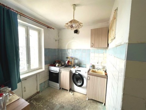 2-к квартира, 5/5 эт., 43м²
