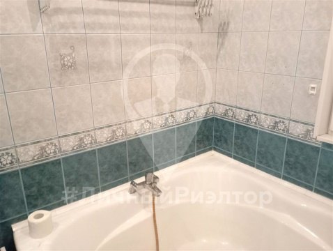 1-к квартира, 3/3 эт., 270м²