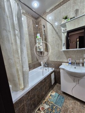 1-к квартира, 7/17 эт., 42м²