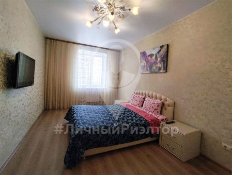 2-к квартира, 4/13 эт., 71м²