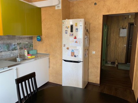 2-к квартира, 9/26 эт., 57м²