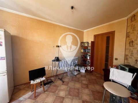 2-к квартира, 4/5 эт., 60м²