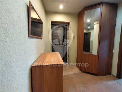 2-к квартира, 5/5 эт., 50м²