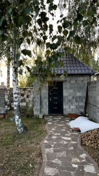 Дом 500м², участок 10 сот.