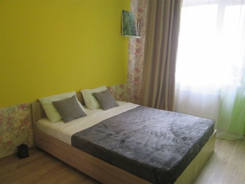 2-к квартира, 7/17 эт., 70м²