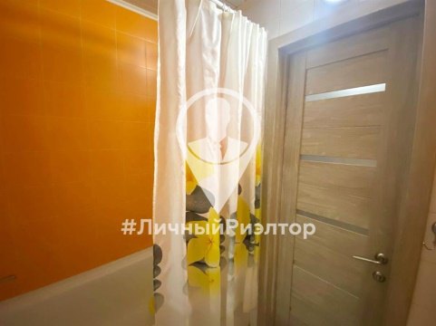 2-к квартира, 4/10 эт., 52м²