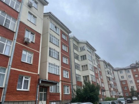 3-к квартира, 2/5 эт., 91м²