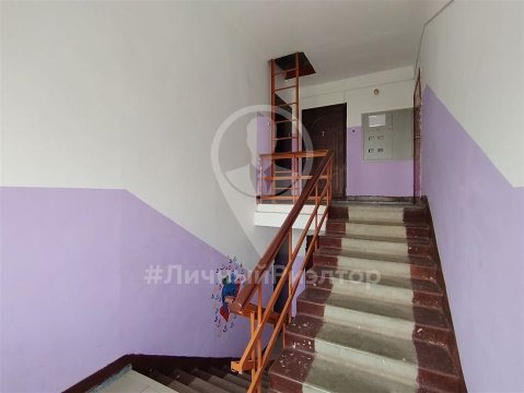 2-к квартира, 3/3 эт., 48м²