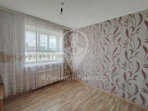 2-к квартира, 3/3 эт., 48м²