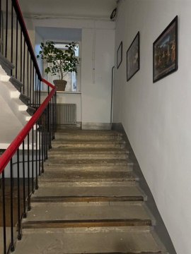 2-к квартира, 4/5 эт., 60м²