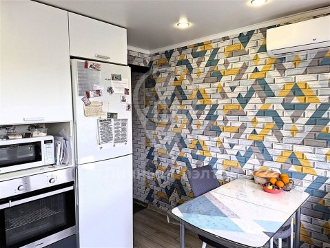 3-к квартира, 3/3 эт., 59м²