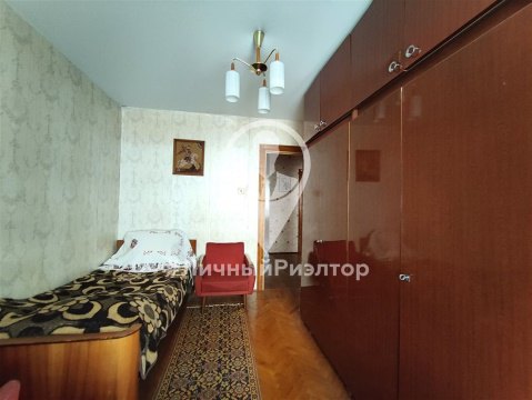 3-к квартира, 4/5 эт., 59м²