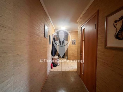 2-к квартира, 4/5 эт., 60м²