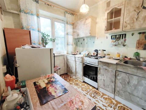 3-к квартира, 4/5 эт., 46м²