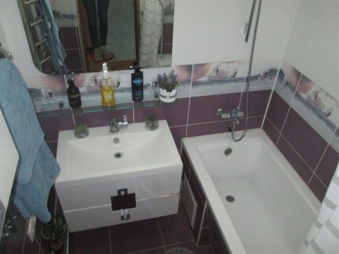 2-к квартира, 7/17 эт., 70м²