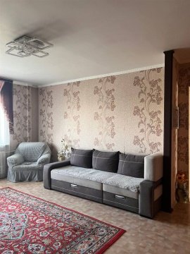 4-к квартира, 8/10 эт., 82м²