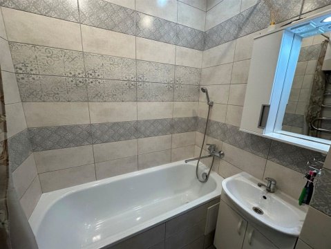 3-к квартира, 9/12 эт., 80м²