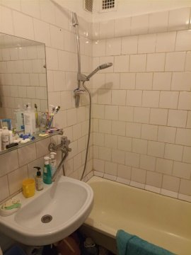 3-к квартира, 1/5 эт., 76м²