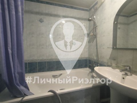 3-к квартира, 6/10 эт., 65м²
