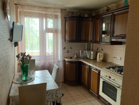 2-к квартира, 2/9 эт., 49м²