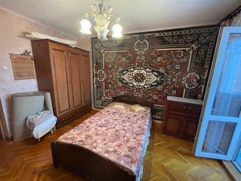 3-к квартира, 2/5 эт., 91м²