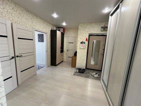3-к квартира, 9/12 эт., 80м²