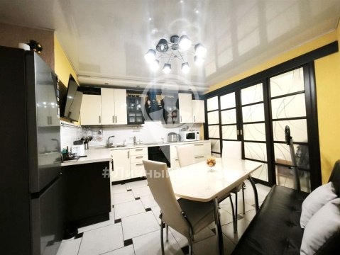 2-к квартира, 1/14 эт., 58м²