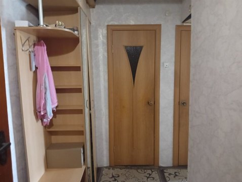 2-к квартира, 2/3 эт., 49м²