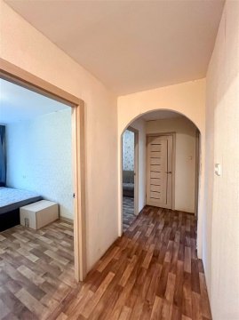 3-к квартира, 4/5 эт., 56м²