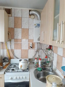 3-к квартира, 2/2 эт., 58м²