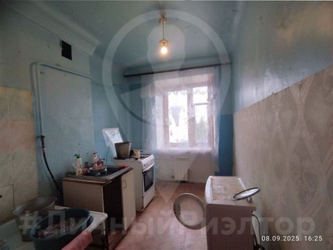 Комната в 4-к квартире, 3/4 эт., 35м²