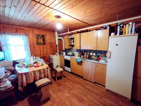Дом 26м², участок 18 сот.