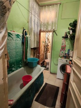 3-к квартира, 1/4 эт., 62м²