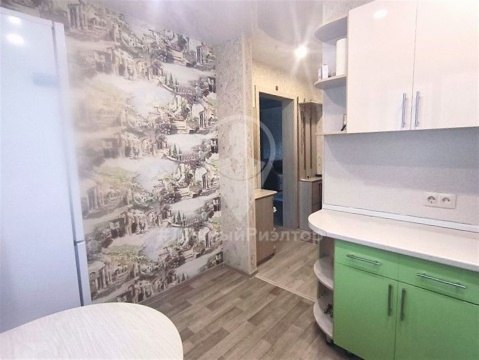 1-к квартира, 1/2 эт., 28м²