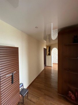 3-к квартира, 5/9 эт., 60м²