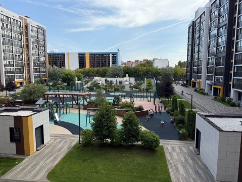 1-к квартира, 3/10 эт., 37м²
