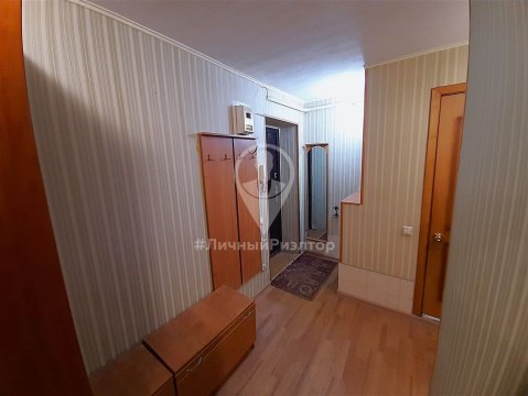 2-к квартира, 1/5 эт., 42м²