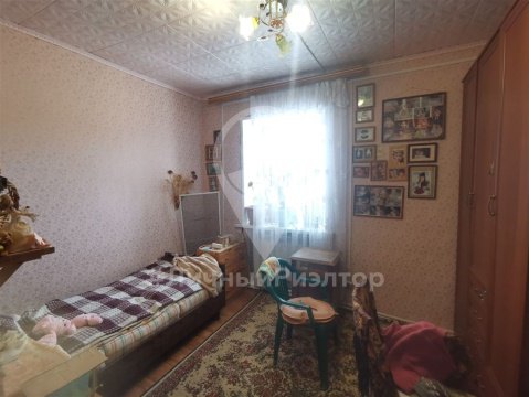 Дом 102м², участок 8 сот.