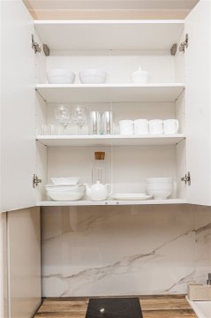 2-к квартира, 15/16 эт., 50м²