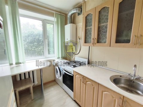 2-к квартира, 1/5 эт., 40м²
