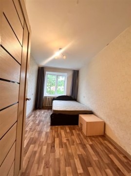 3-к квартира, 4/5 эт., 56м²